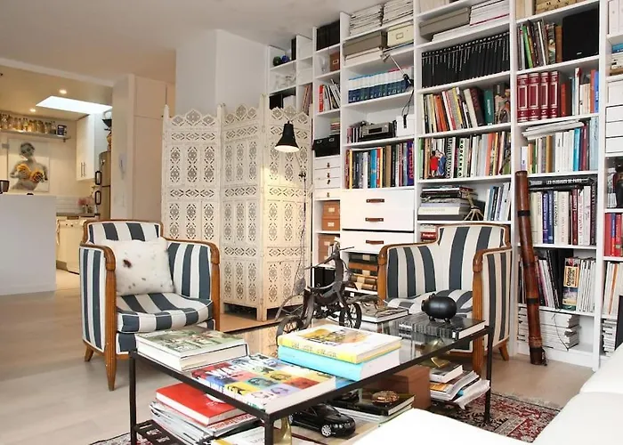 Sous Les Toits Appartement Paris